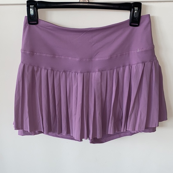 Tennis skirt with built in shorts; size XL( fits more like a medium/large);NWOT - Picture 7 of 11